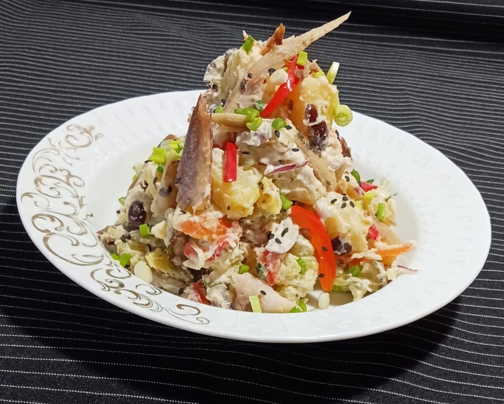 Salată cu Macrou Afumat și Cartofi: Rețeta Perfectă pentru O Mâncare Sățioasă și Aromată